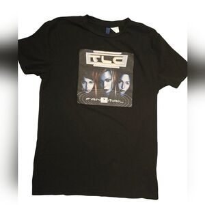 TLC FanMail Black T-Shirt. Size women's  Small